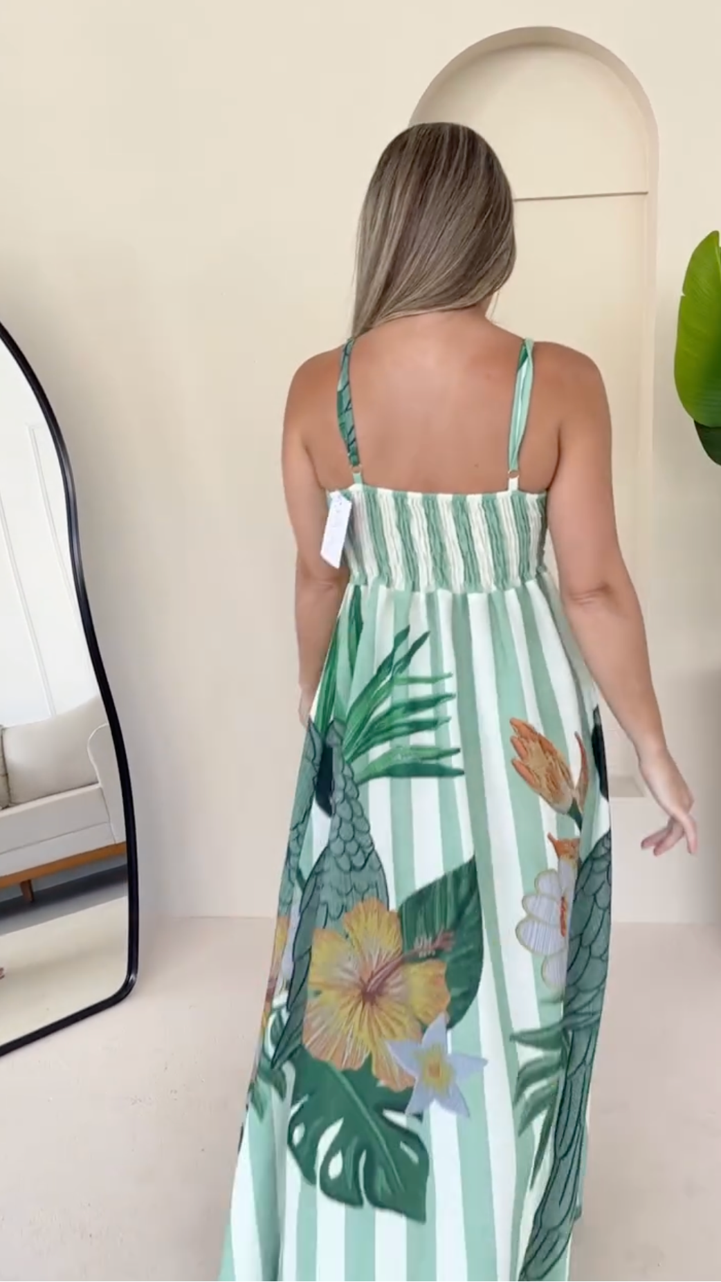 Vestido Tropical Sarah